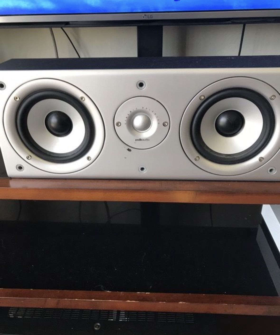 Polk Audio Surround Sound Speaker Set