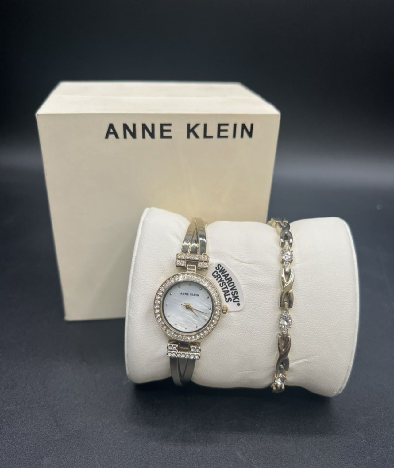 Anne Klein Lady’s Watch/bracelet Set *4176