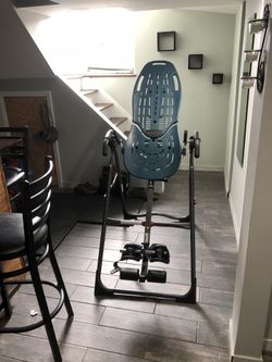 Inversion table