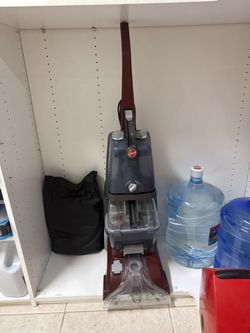 Hoover PowerScrub Deluxe Carpet Cleaner Machine – Used