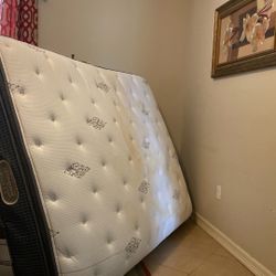 Queen size bed