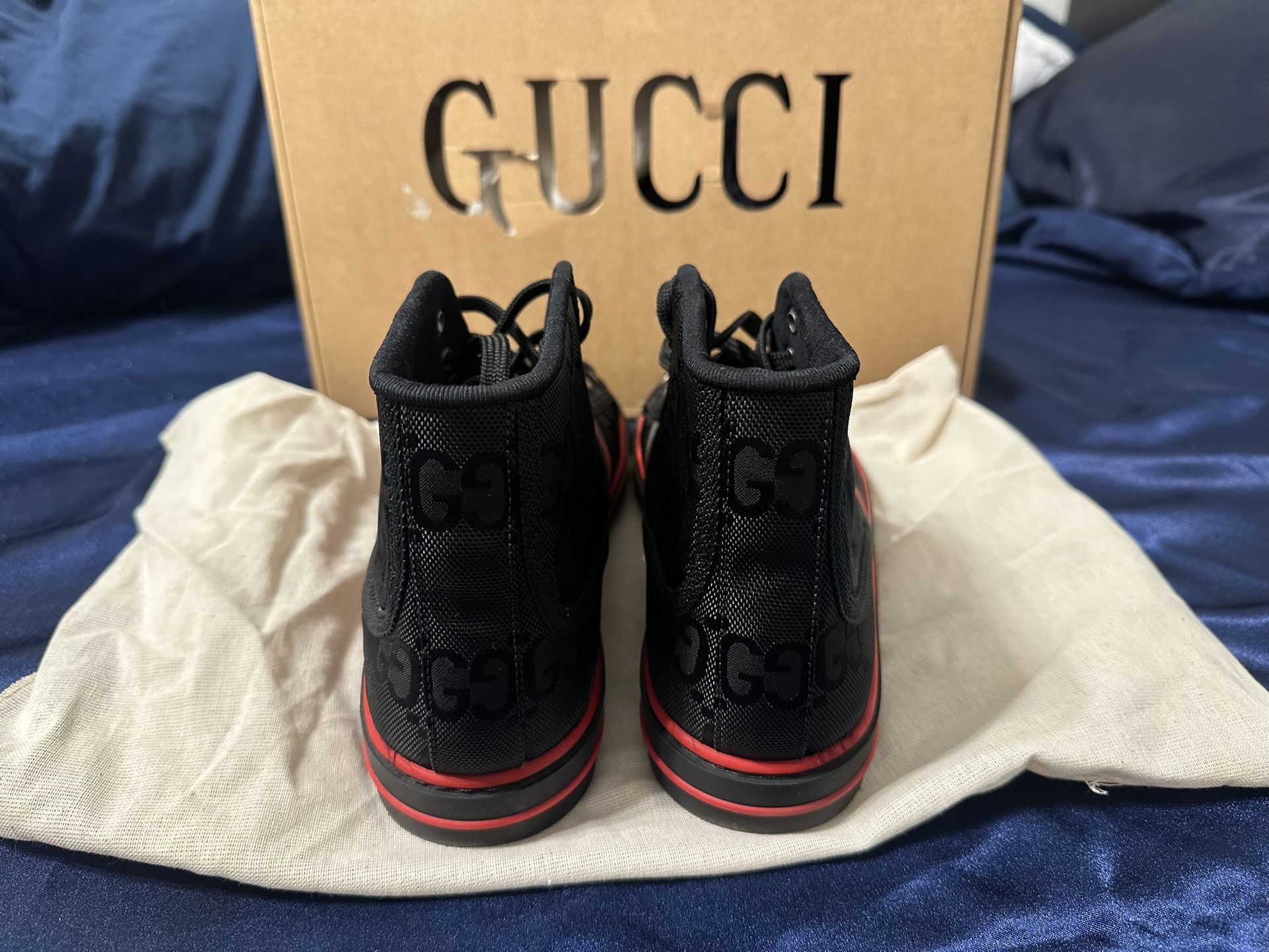 Gucci Off The Grid Sz 8