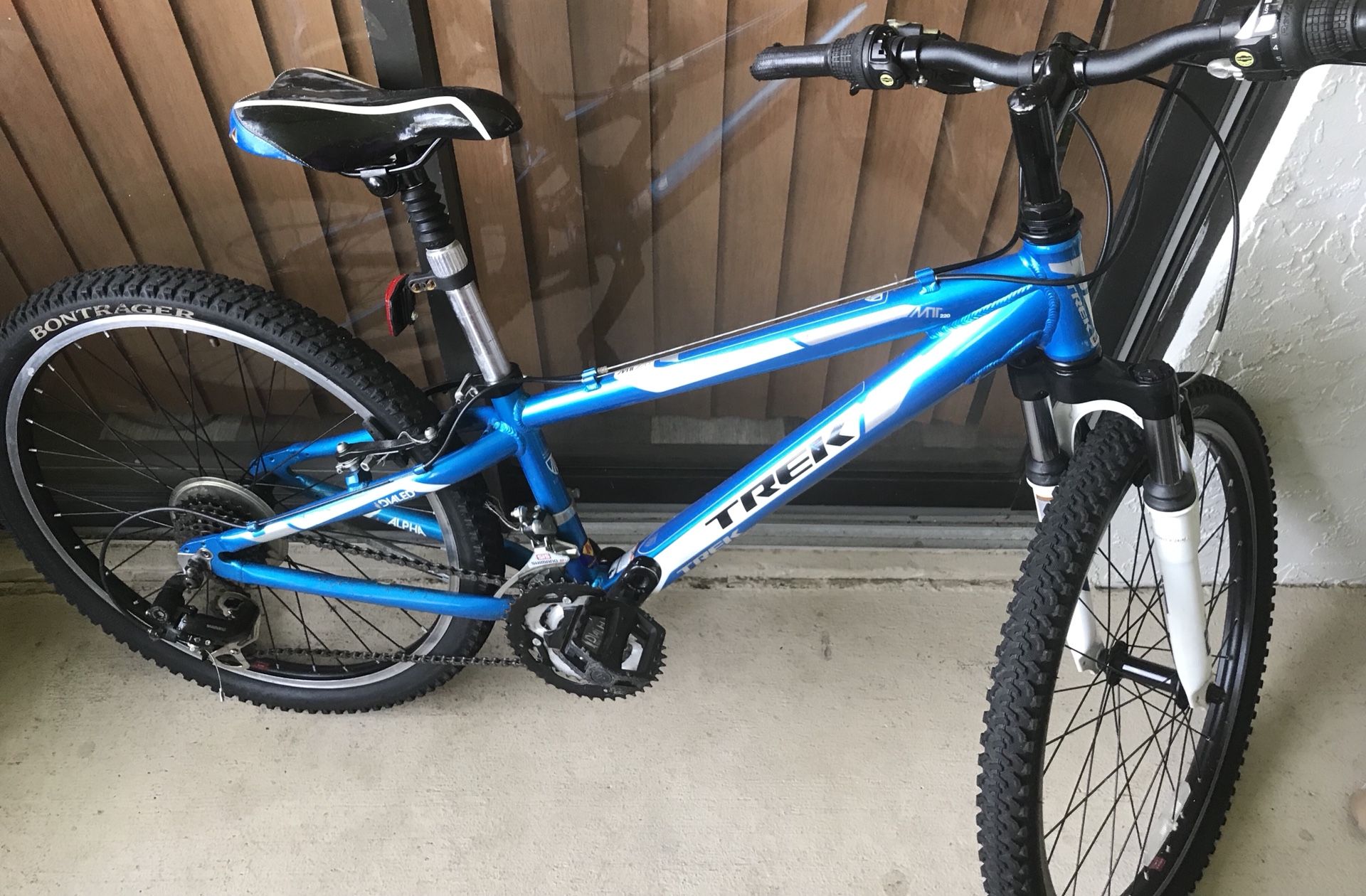 TREK MT 220 Bicycle Blue Bike