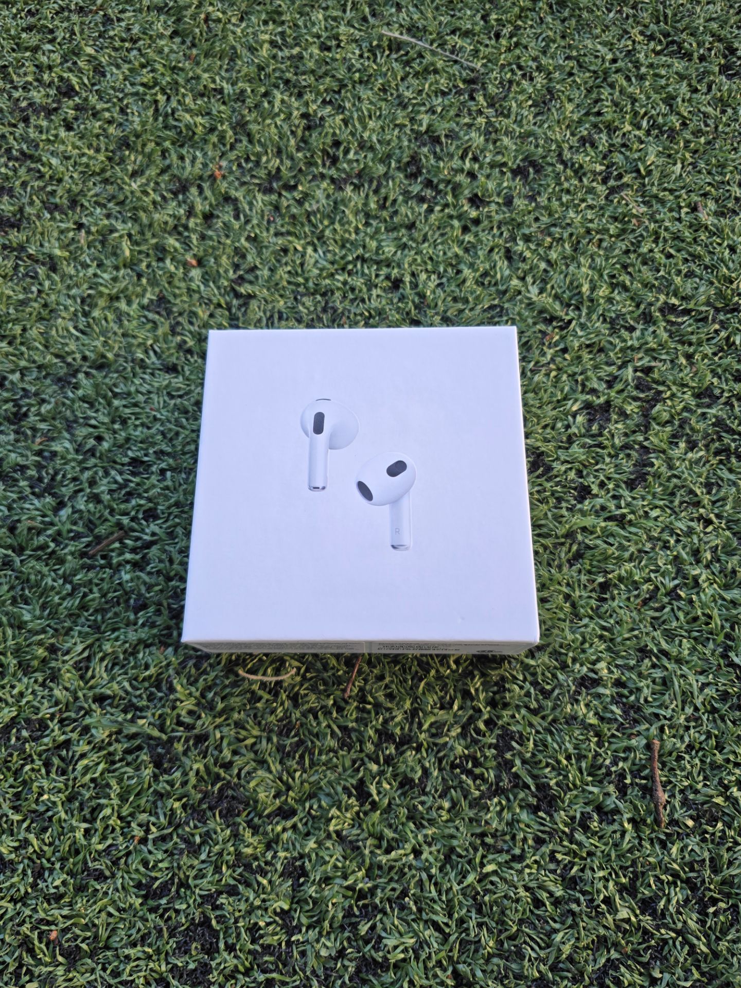 Airpods Pro (3rd generation) *BEST OFFER*