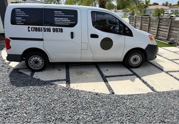 Nissan nv200