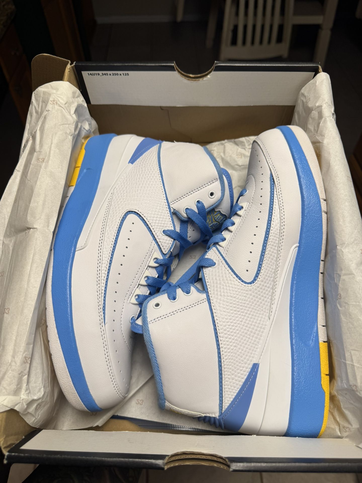Jordan Retro 2 “Melo”