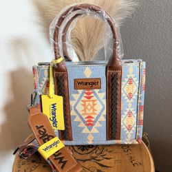 Wrangler Purse New 