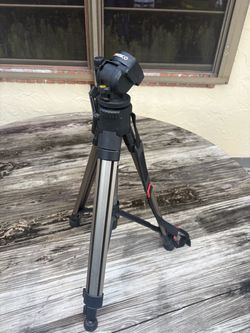 Ambico camera/video tripod.