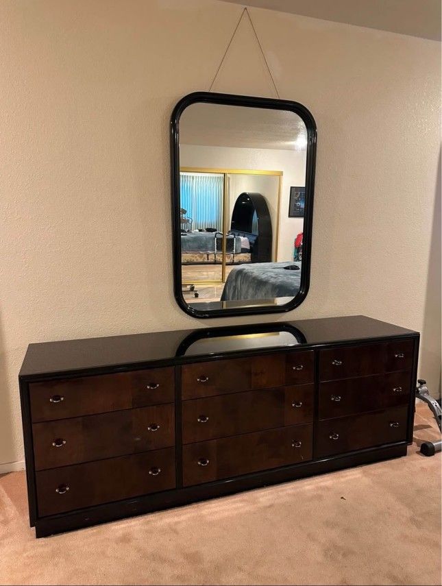 Dresser And Mirror 