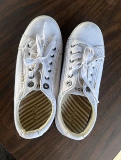 TAOS SHOES