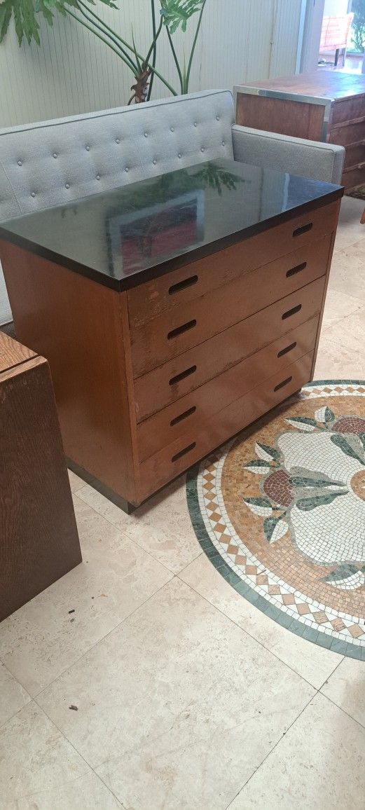 Mid-century Modern 5 Drawer Cradenza 