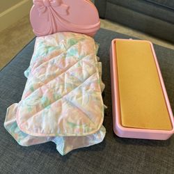 Vintage 1991 Barbie Pink Ribbons Roses Bed 