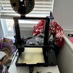 Ender 3 V2 3D Printer
