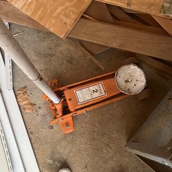 Floor jack