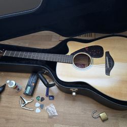 Yamaha Solid Top Acoustic Electric Guitar