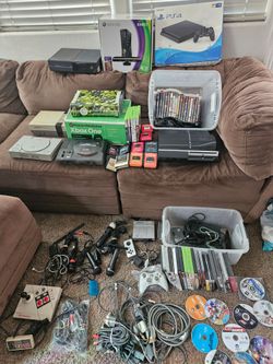 Large Lot of Video Game Consoles, Games, Playstation, Nintendo, Sega, Etc.