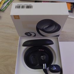 Soundpeats over-ear Buds