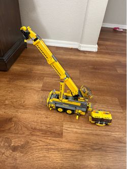 LEGO City XXL Mobile Crane 7(contact info removed) Used Retired INCOMPLETE