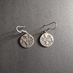 Vintage .925 Mexico Sterling Silver Round Dangle Earrings - Family Motif Design