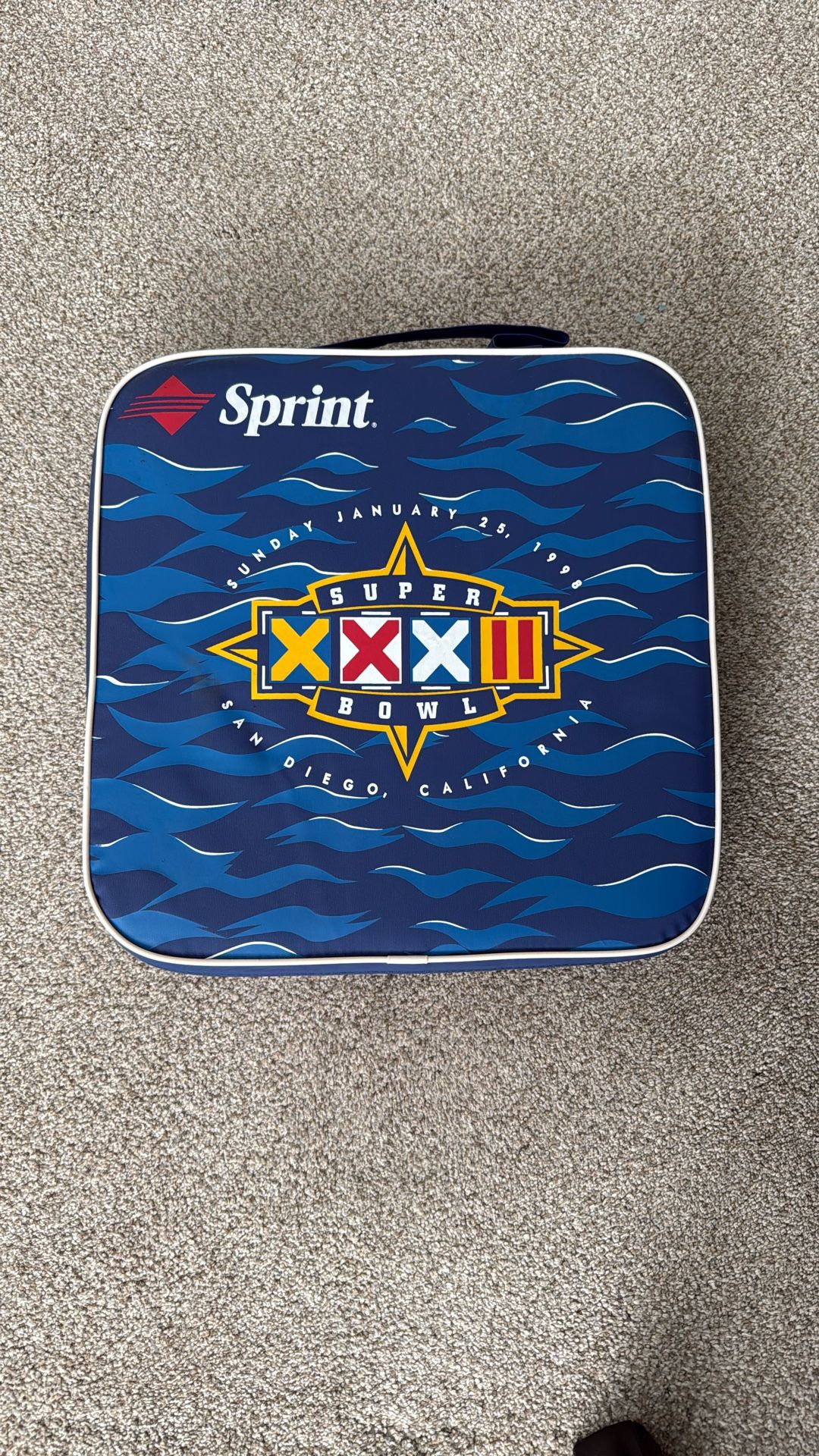 VTG Super Bowl 32 XXXII 1998 Seat Cushion Sprint Pouch Broncos vs Packers