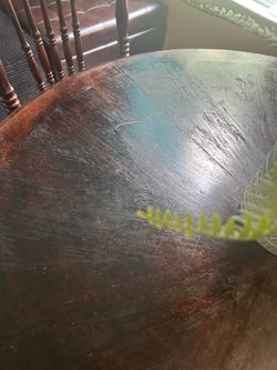 Vintage oval pine wood pedestal table.