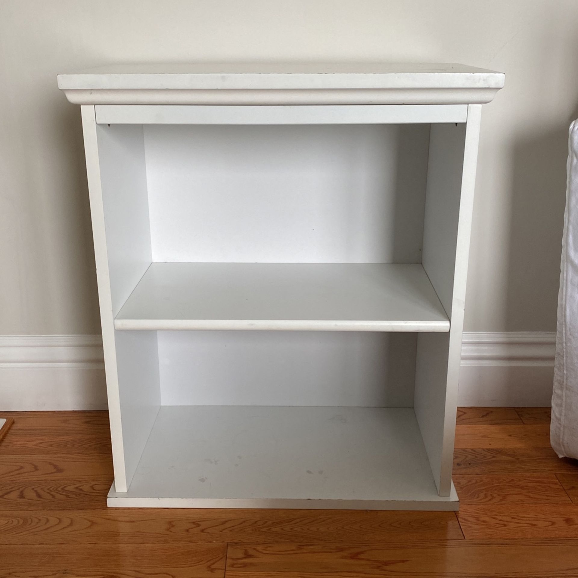 Nightstand 