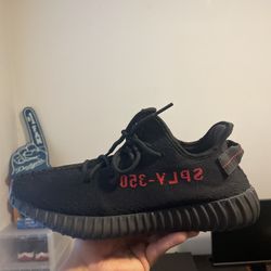 Yeezy 350 Bred