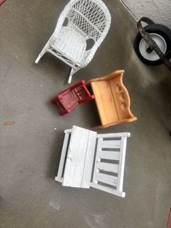 Small Chairs & Benches