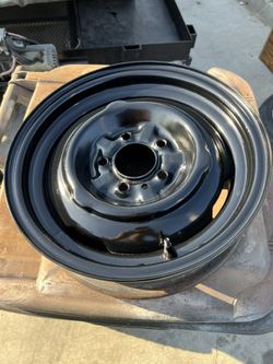 15 Inch 5 4 1/2 Ford  Steel Rim Classic Vintage 