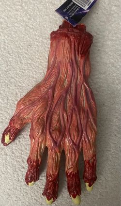 Fake Severed Hand Halloween Prop