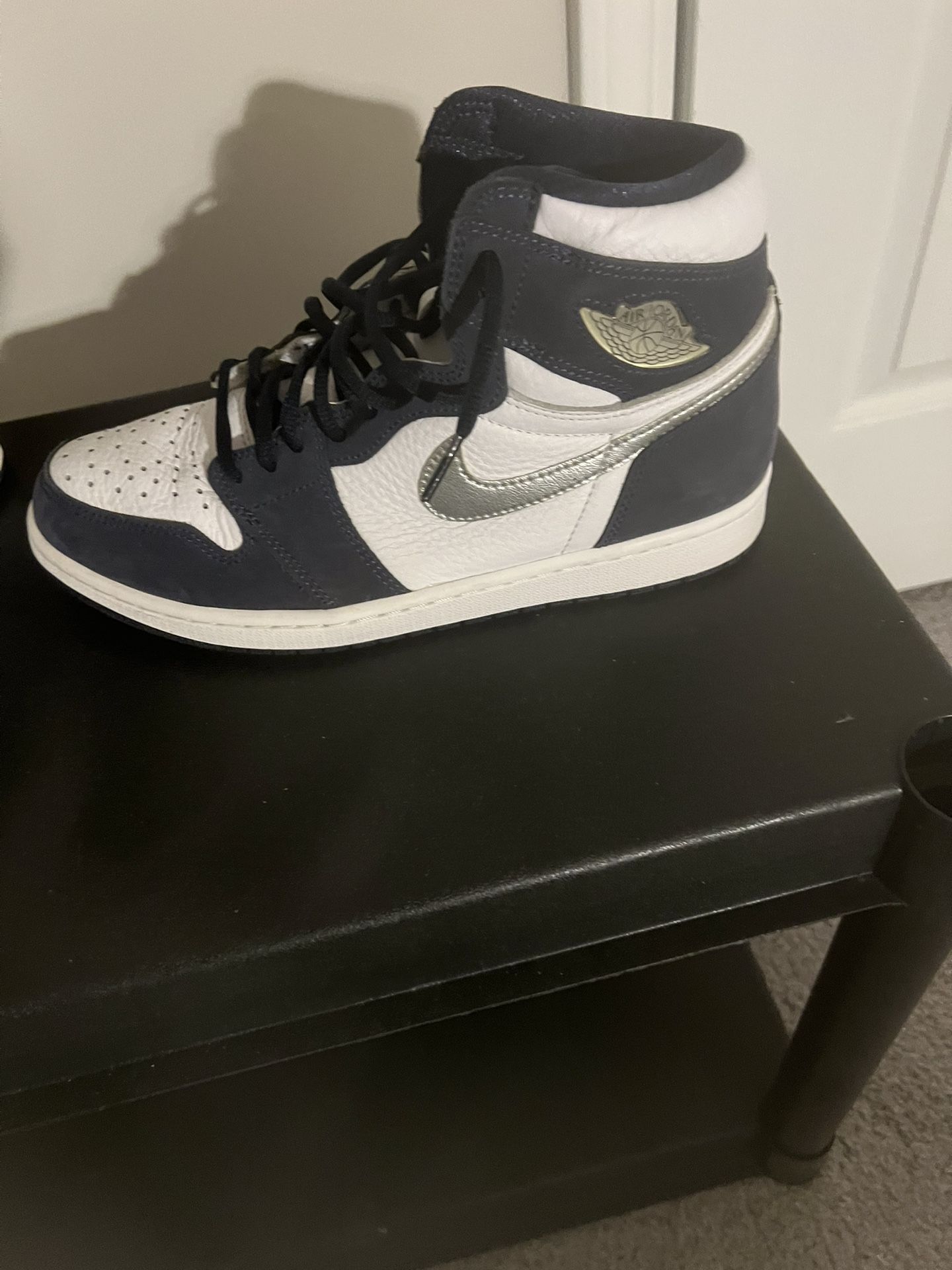 Nike Air Jordan Retro 1 Navy Size 10