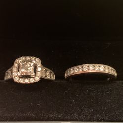White Gold Diamond Engagement Ring Set