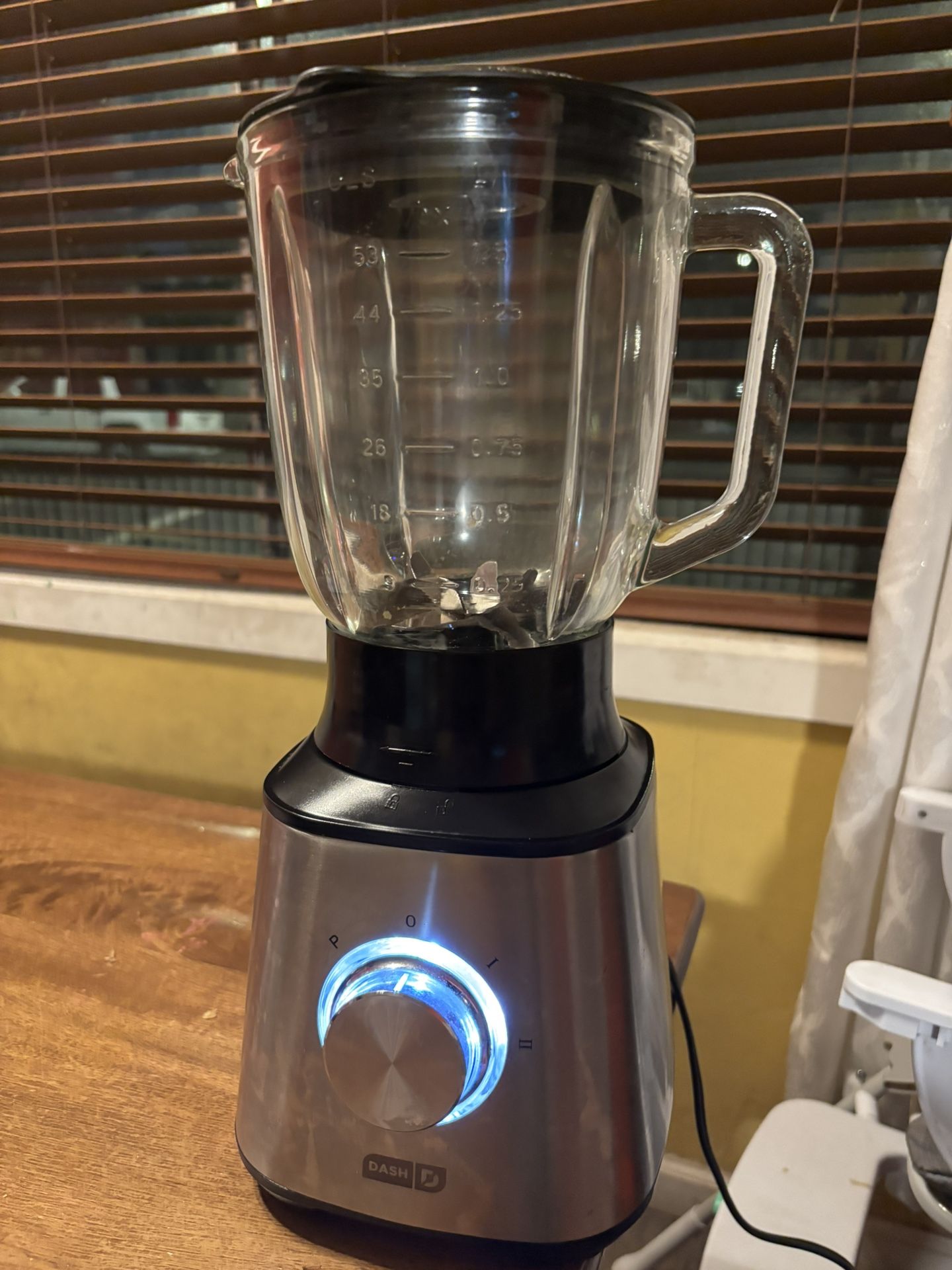 Dash Blender Missing Center Cap
