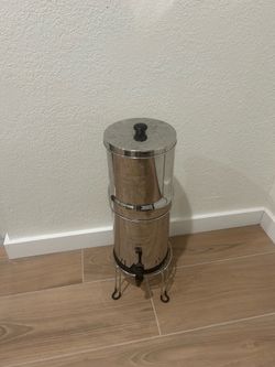 Travel Berkey 1.5 Gallon Stainless Steel Water Filter System with 2 Filters and Stand