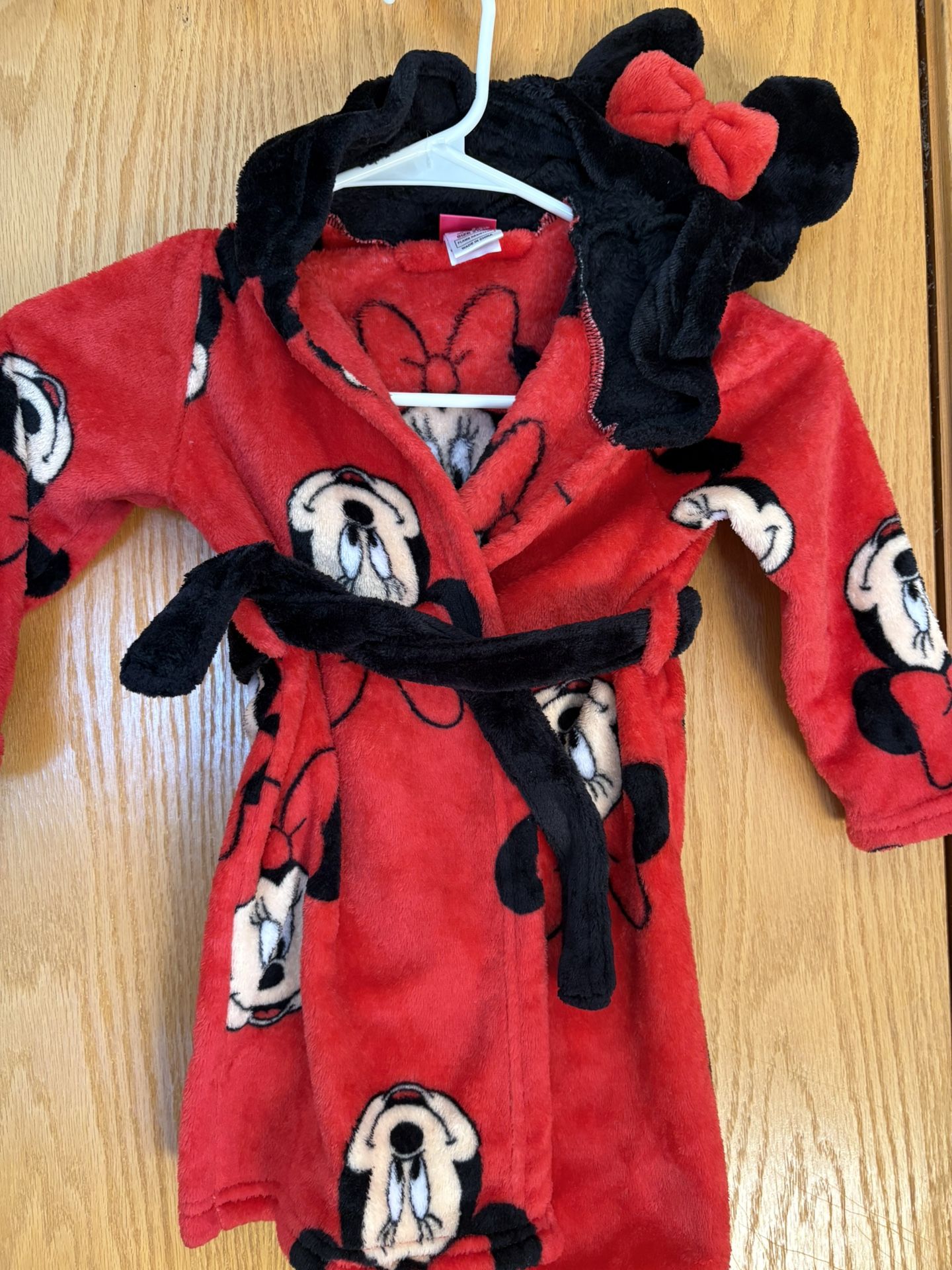 Minnie Mouse Robe