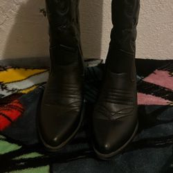 Black Boots