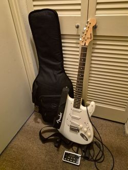 Electric guitar Squier by Fender