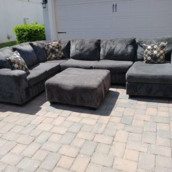 Dark Grey U Shaped Sectional Sofa 