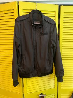 Like new original black members only jacket size extra large