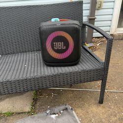 JBL 