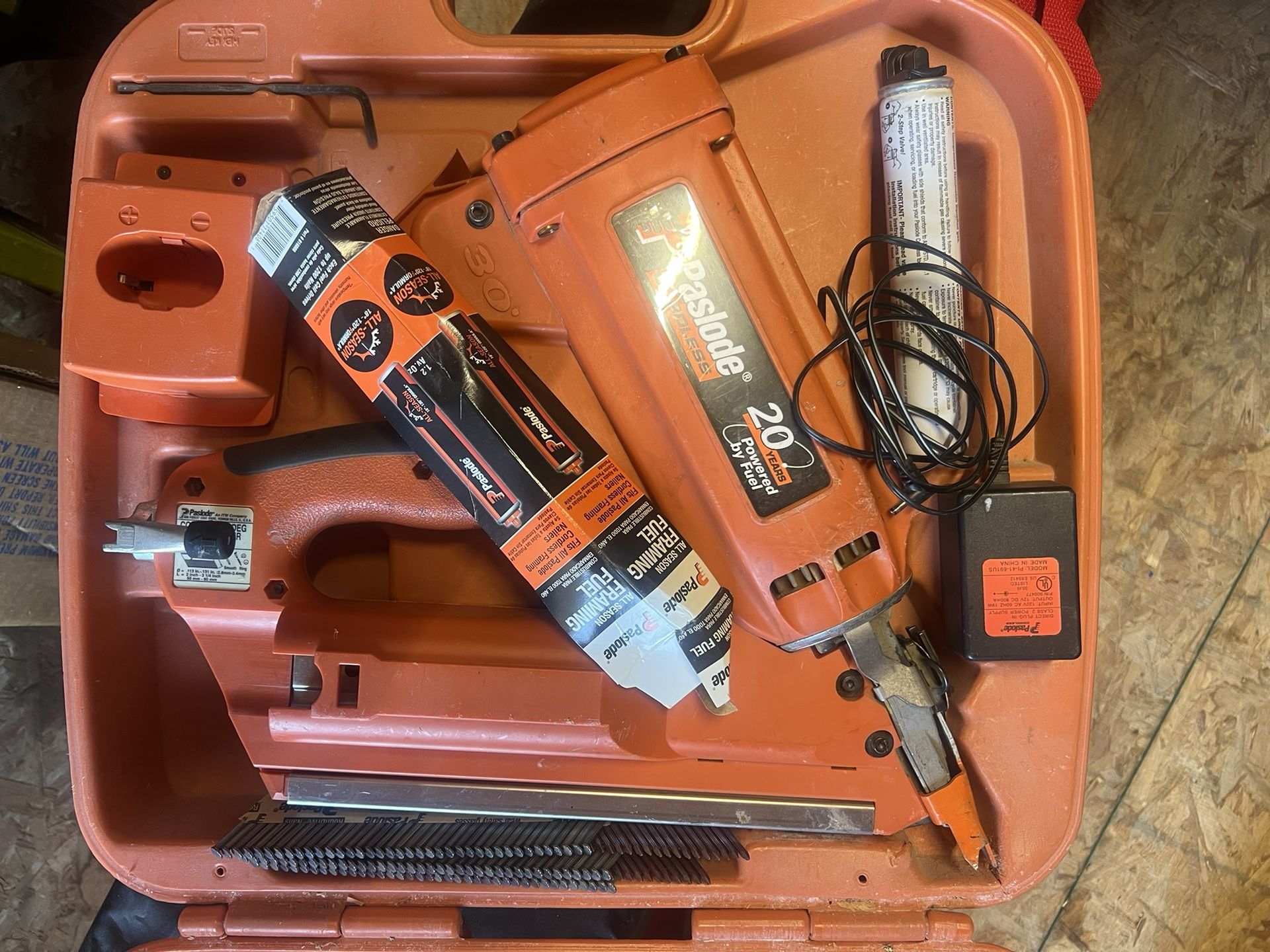 Paslode Framing Nailer 