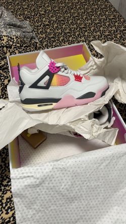 Jordan 4s
