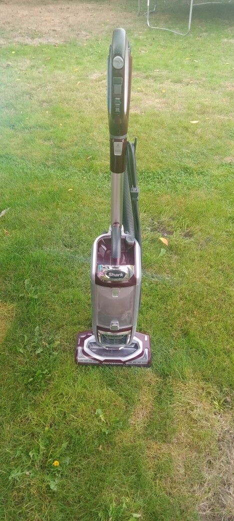 Shark Rotator Professional.