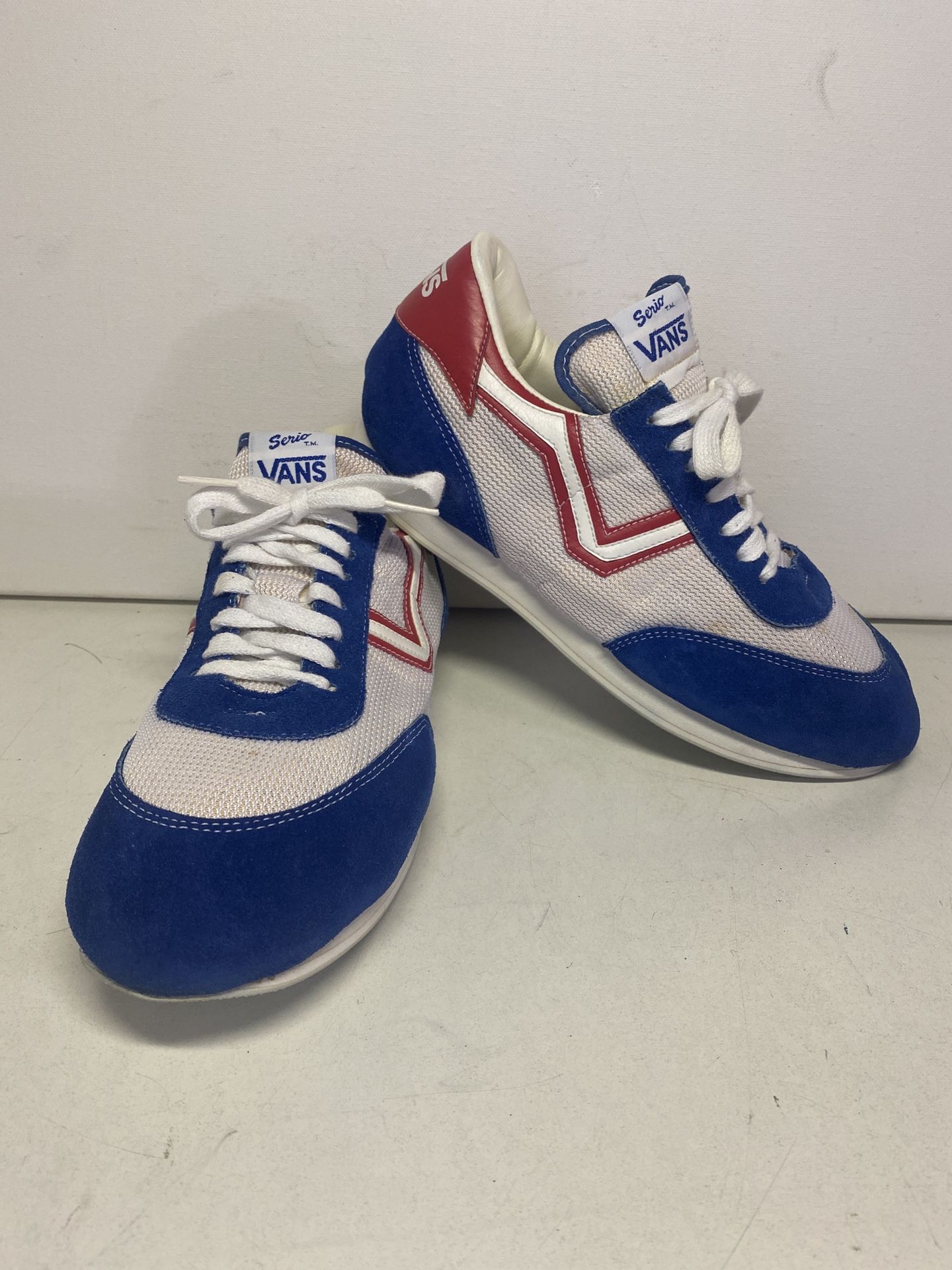 Vintage 1980s Serio Vans Sneakers Shoes Size 8 Style# 152 Red White Blue Suede
