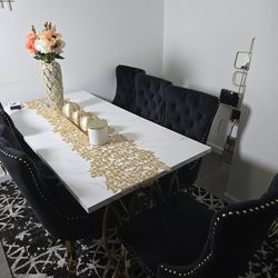 6 Chairs And Dinning Table