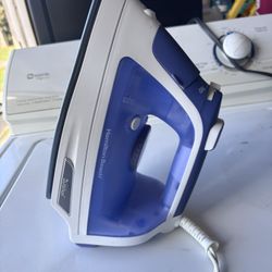 Iron (Hamilton Beach)