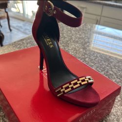 Guess Shoe Size 7