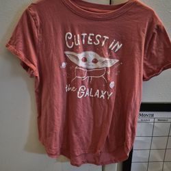 XL Baby Yoda Shirt