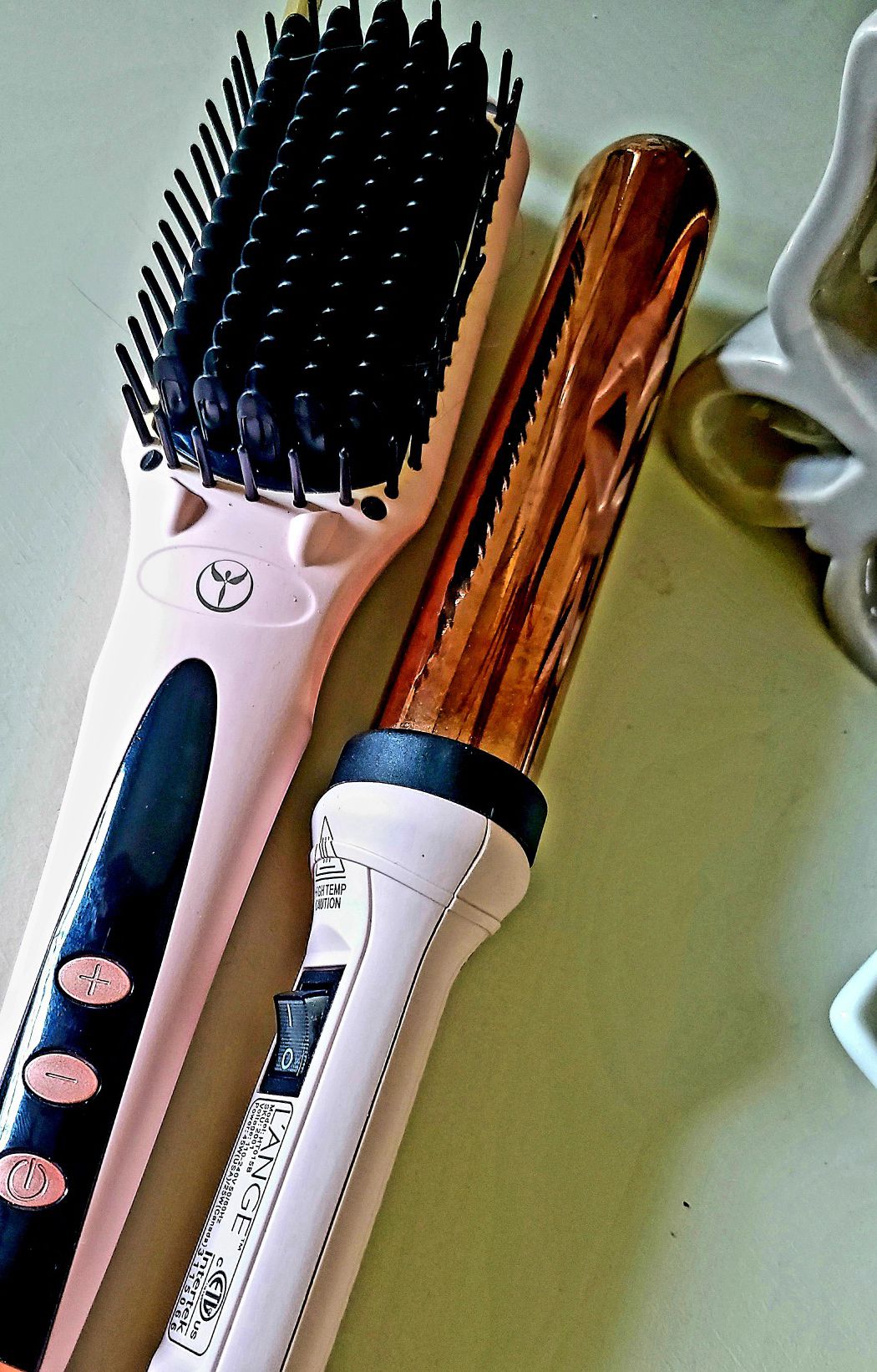 L'ange Hot Brush Straightener and 32mm titanium wand