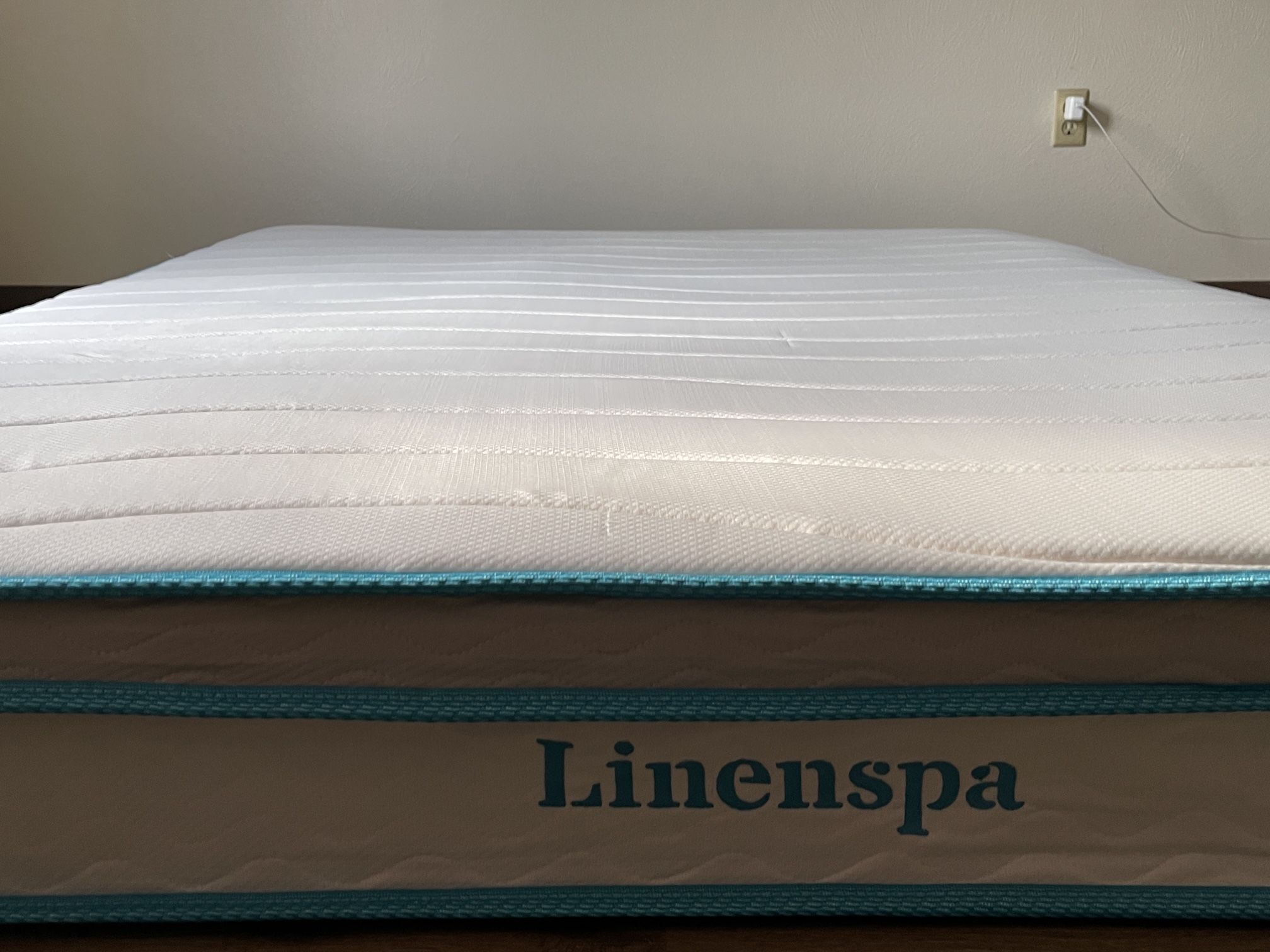 Queen size mattress in excellent condition moving sale